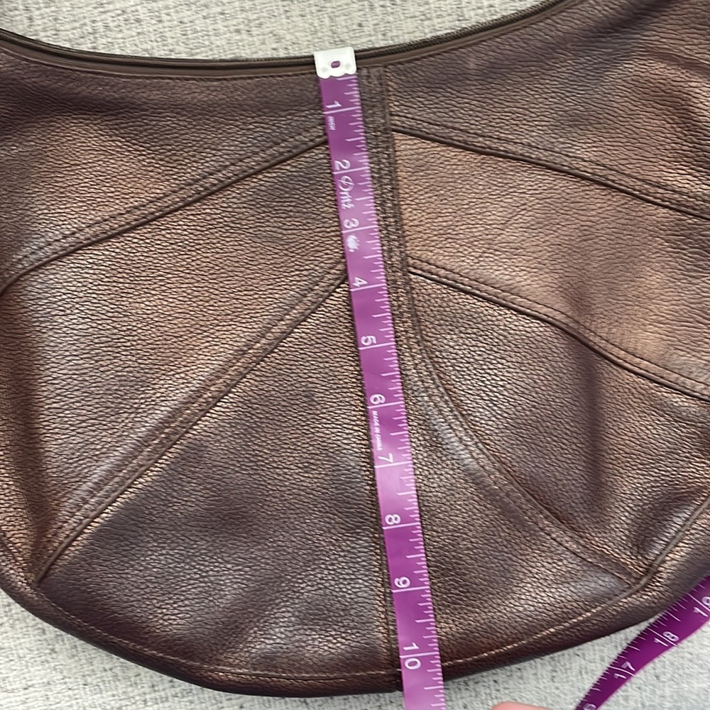 Ashneil Shoulder Bag - Picture 13 of 13